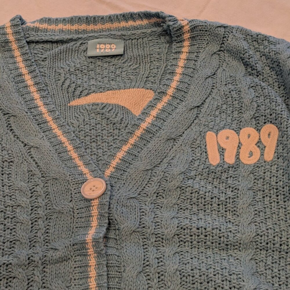 NEW never worn Taylor Swift 1989 Cable Knit Cardigan Sz XL/2X
